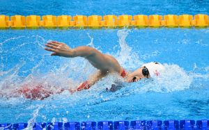 女子200米自由泳，杨浚瑄1分55秒01获得第四名